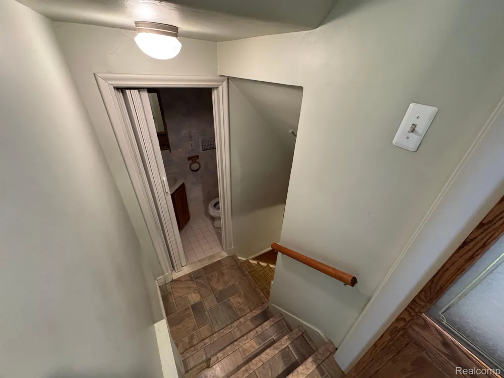 820 WINCHESTER AVENUE Lincoln Park City, MI 48146