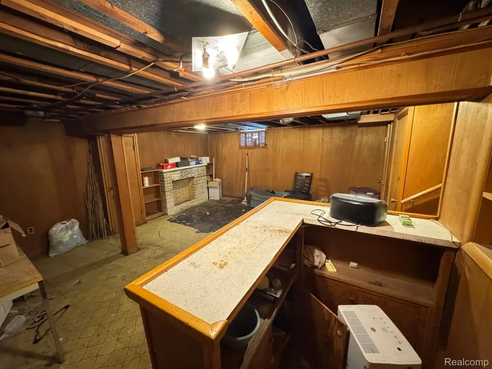 820 WINCHESTER AVENUE Lincoln Park City, MI 48146