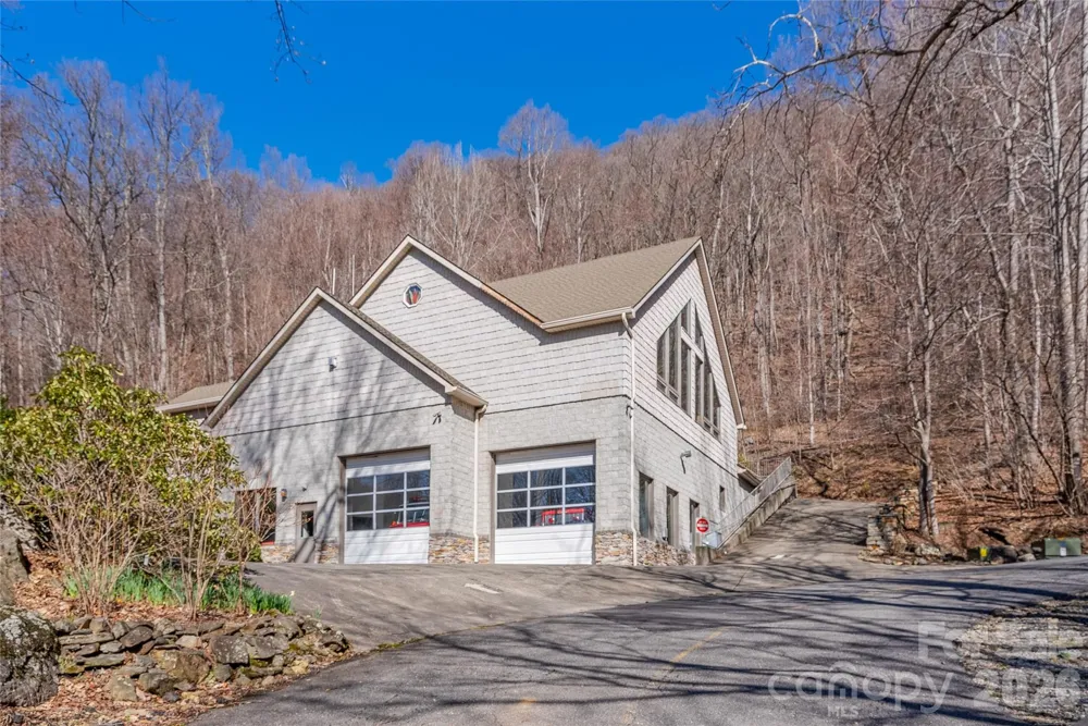 99999 Winding Poplar Road #915 Black Mountain, NC 28711
