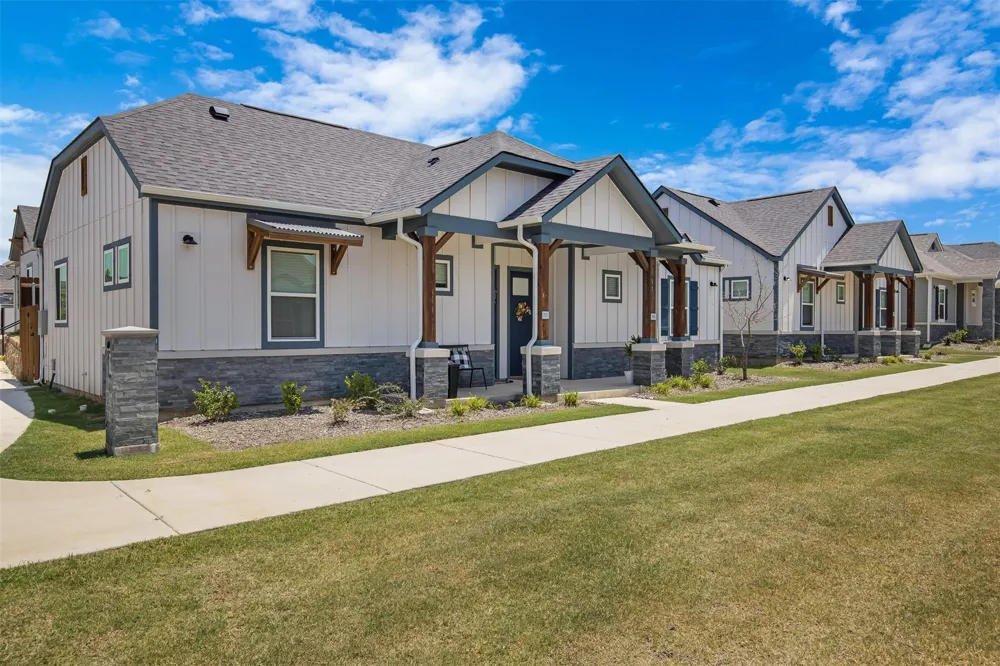 7205 Borland Lane Fort Worth, TX 76123