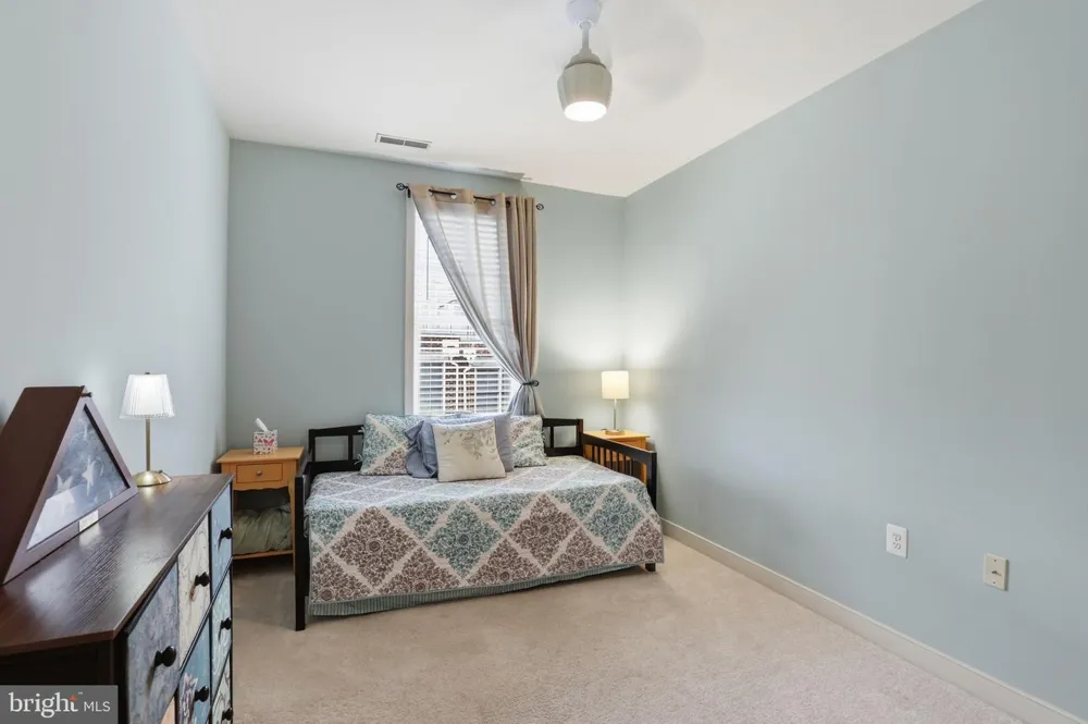 181 E REED AVENUE #304 Alexandria, VA 22305