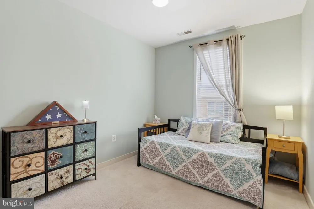 181 E REED AVENUE #304 Alexandria, VA 22305