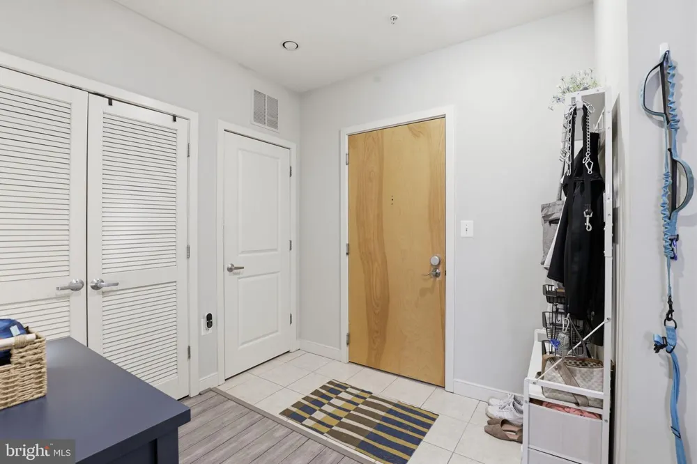 181 E REED AVENUE #304 Alexandria, VA 22305