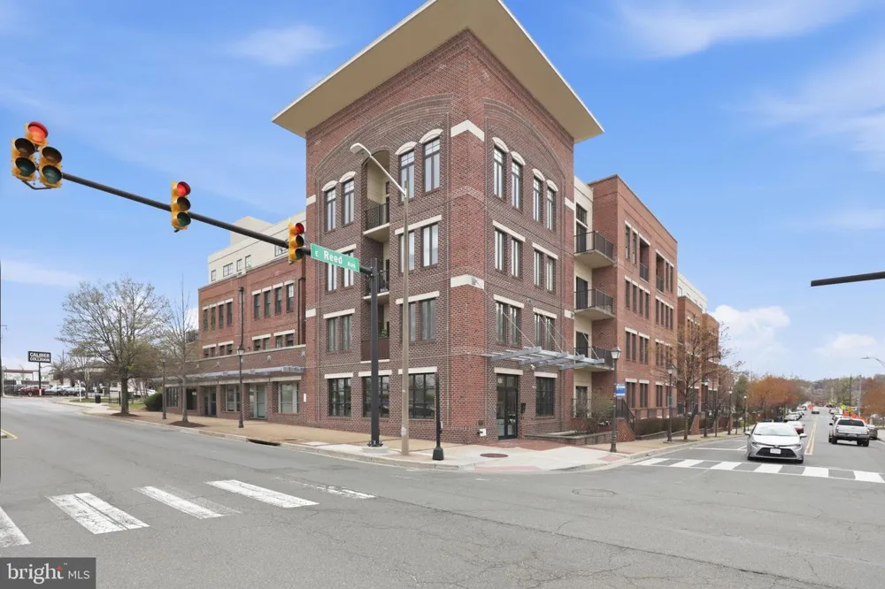 181 E REED AVENUE #304 Alexandria, VA 22305