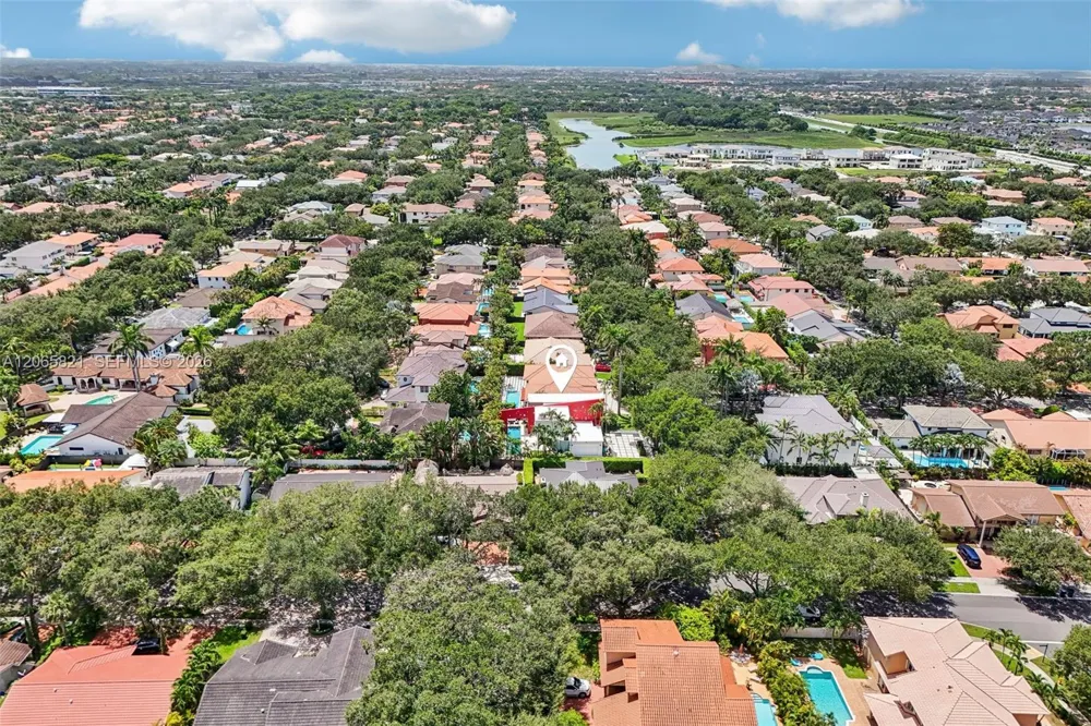 16581 NW 84th Ave Miami Lakes, FL 33016