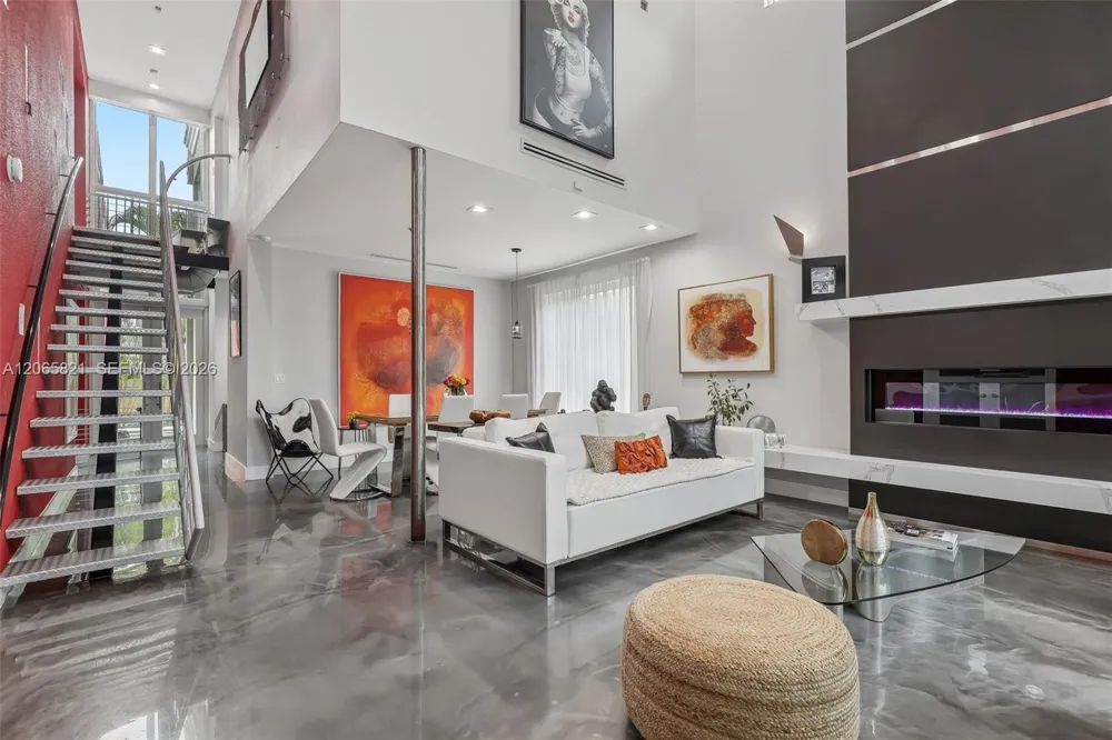16581 NW 84th Ave Miami Lakes, FL 33016