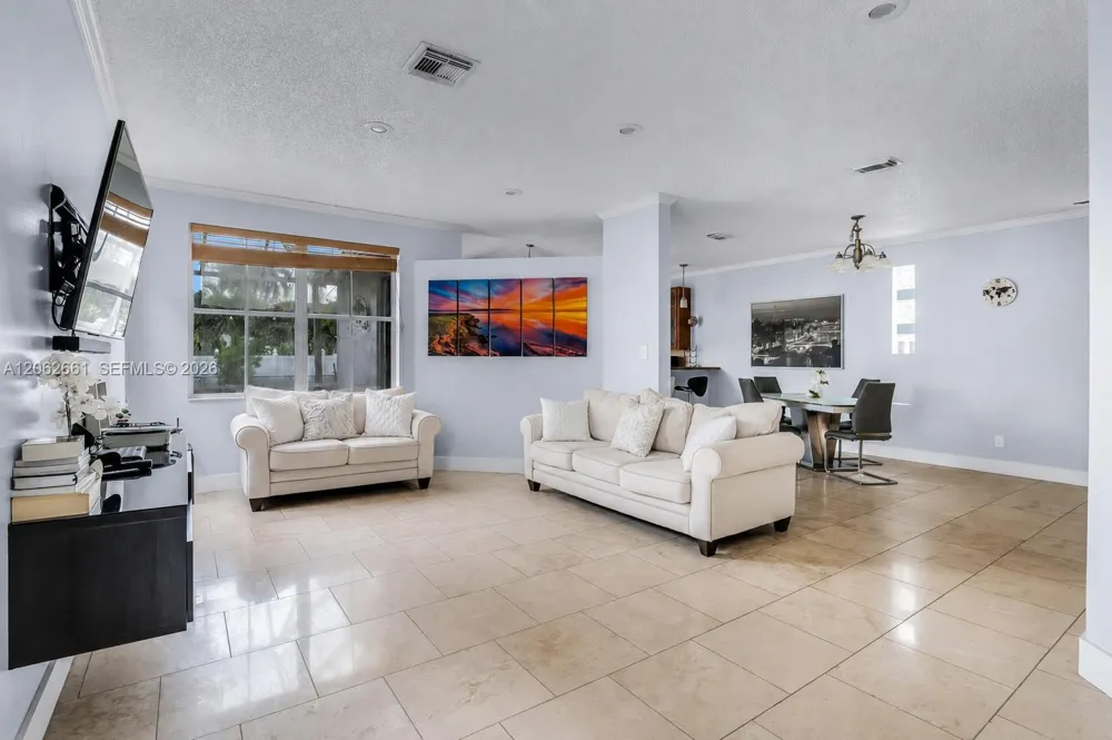 18451 NW 22nd St Pembroke Pines, FL 33029