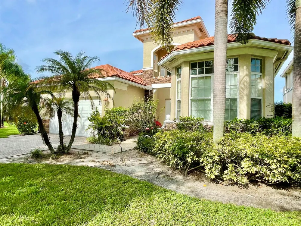 9656 Cobblestone Creek Drive Boynton Beach, FL 33472