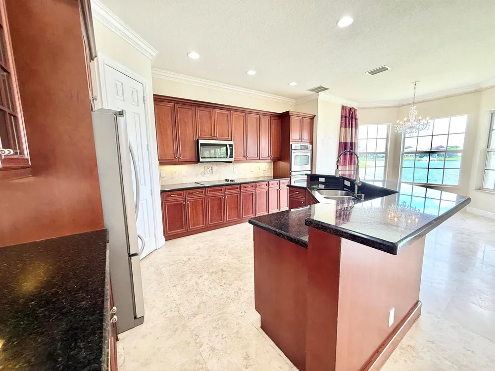 9656 Cobblestone Creek Drive Boynton Beach, FL 33472