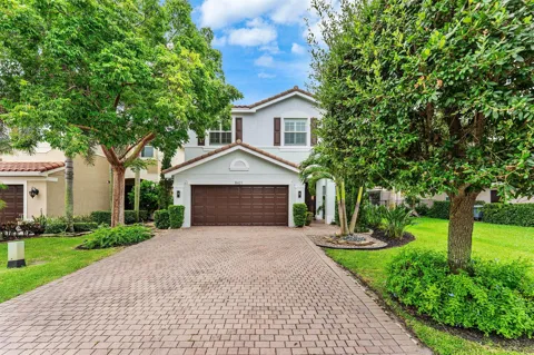 8421 CALABRIA LAKES DRIVE