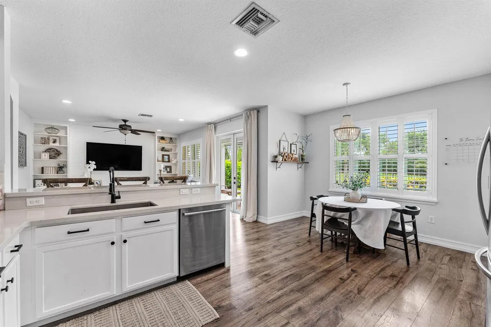 8421 CALABRIA LAKES DRIVE Boynton Beach, FL 33473