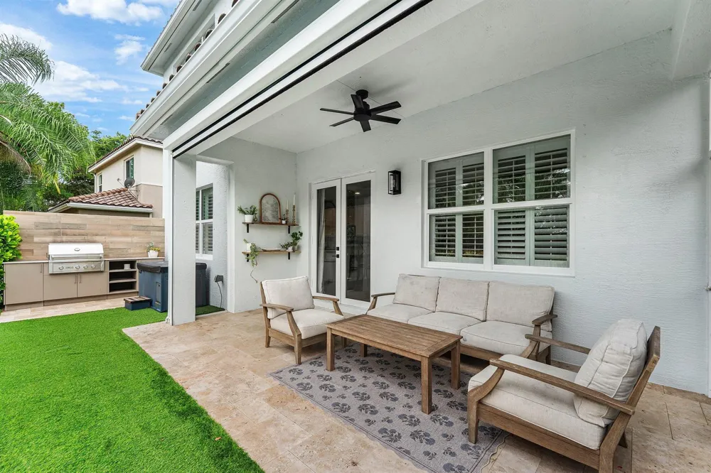 8421 CALABRIA LAKES DRIVE Boynton Beach, FL 33473