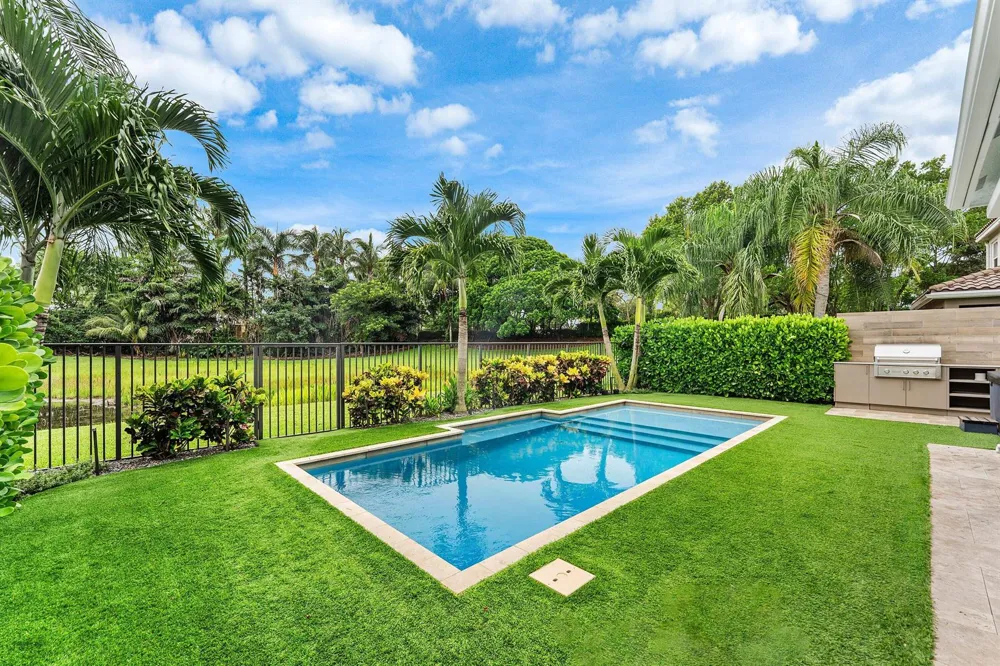 8421 CALABRIA LAKES DRIVE Boynton Beach, FL 33473