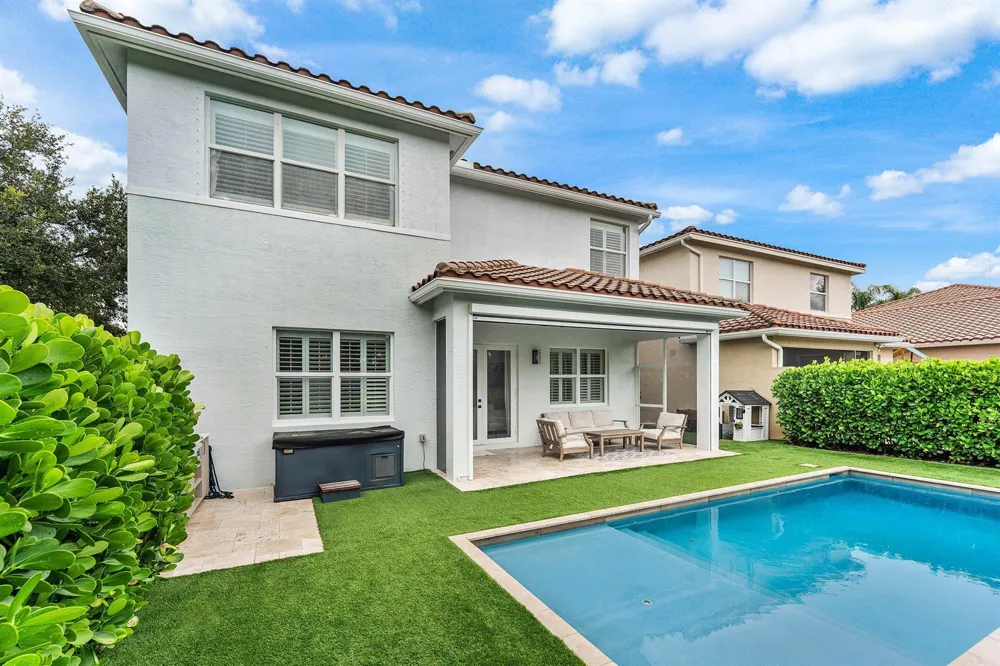 8421 CALABRIA LAKES DRIVE Boynton Beach, FL 33473