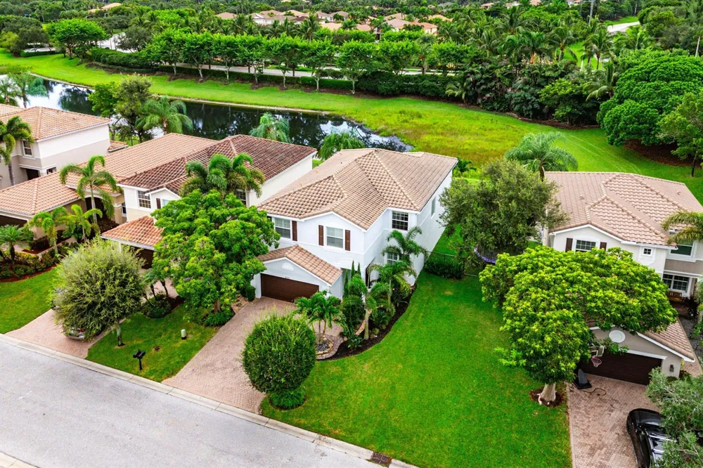 8421 CALABRIA LAKES DRIVE Boynton Beach, FL 33473