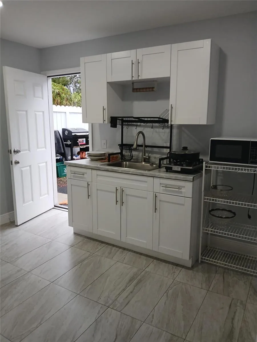 7510 ALMARK STREET Tampa, FL 33625