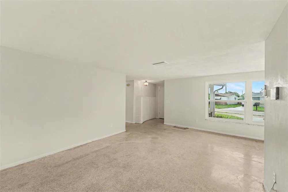 3536 KIMBERLY OAKS DRIVE Holiday, FL 34691