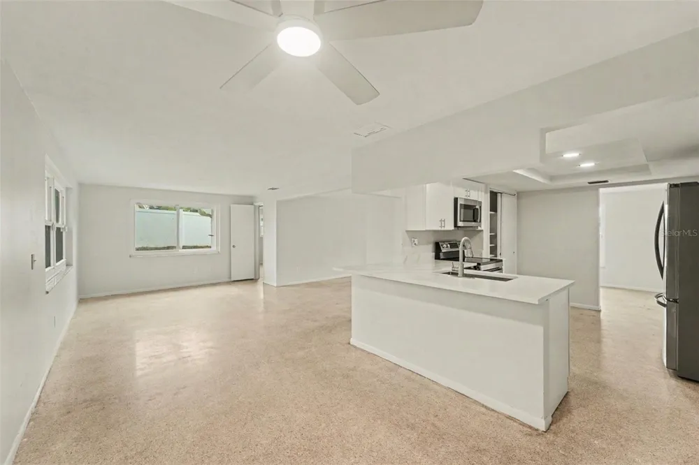 3536 KIMBERLY OAKS DRIVE Holiday, FL 34691