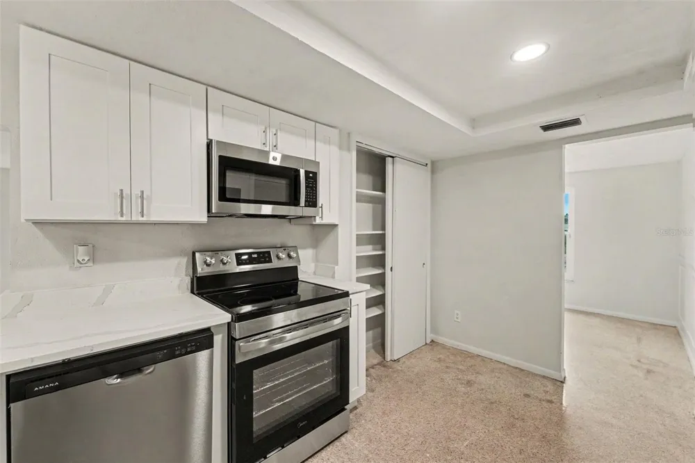 3536 KIMBERLY OAKS DRIVE Holiday, FL 34691