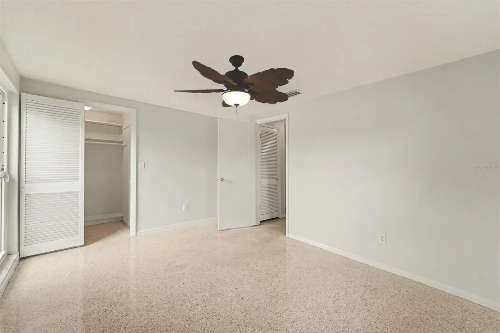 3536 KIMBERLY OAKS DRIVE Holiday, FL 34691