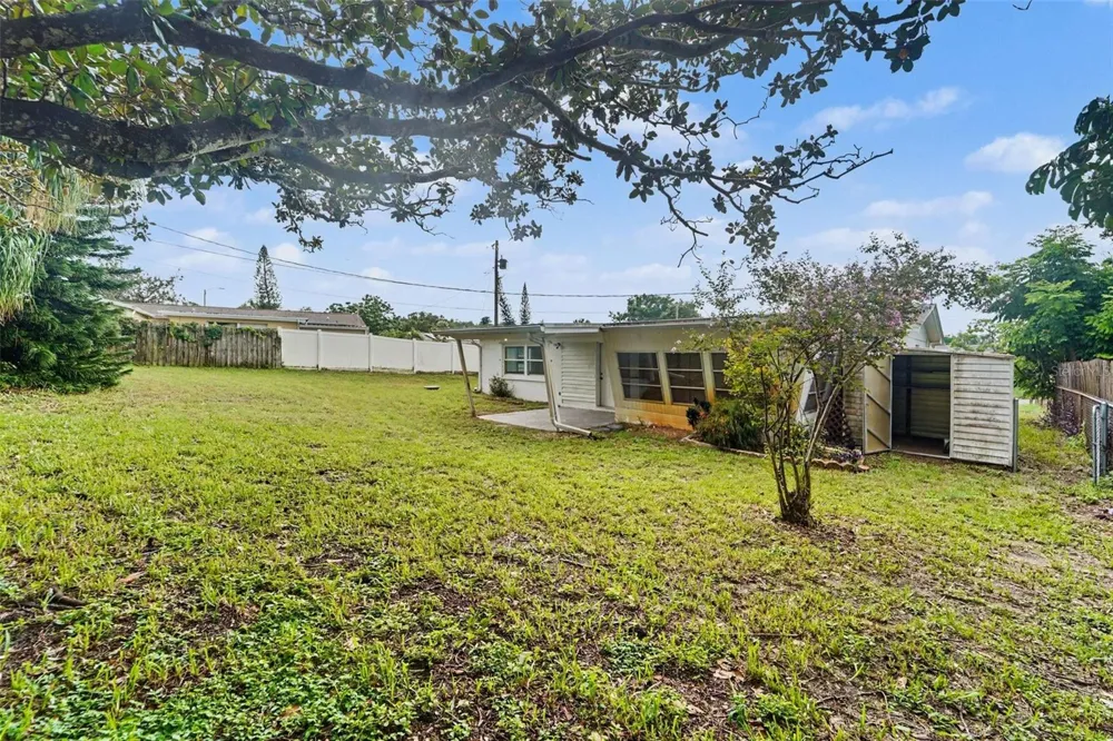 3536 KIMBERLY OAKS DRIVE Holiday, FL 34691