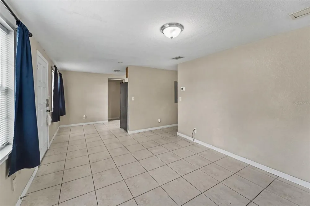 4224 E REGNAS AVENUE Tampa, FL 33617