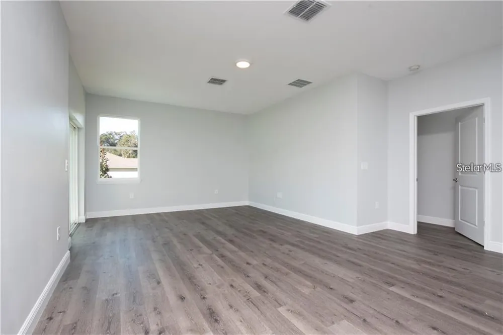 574 GERALDINE DRIVE Deltona, FL 32725
