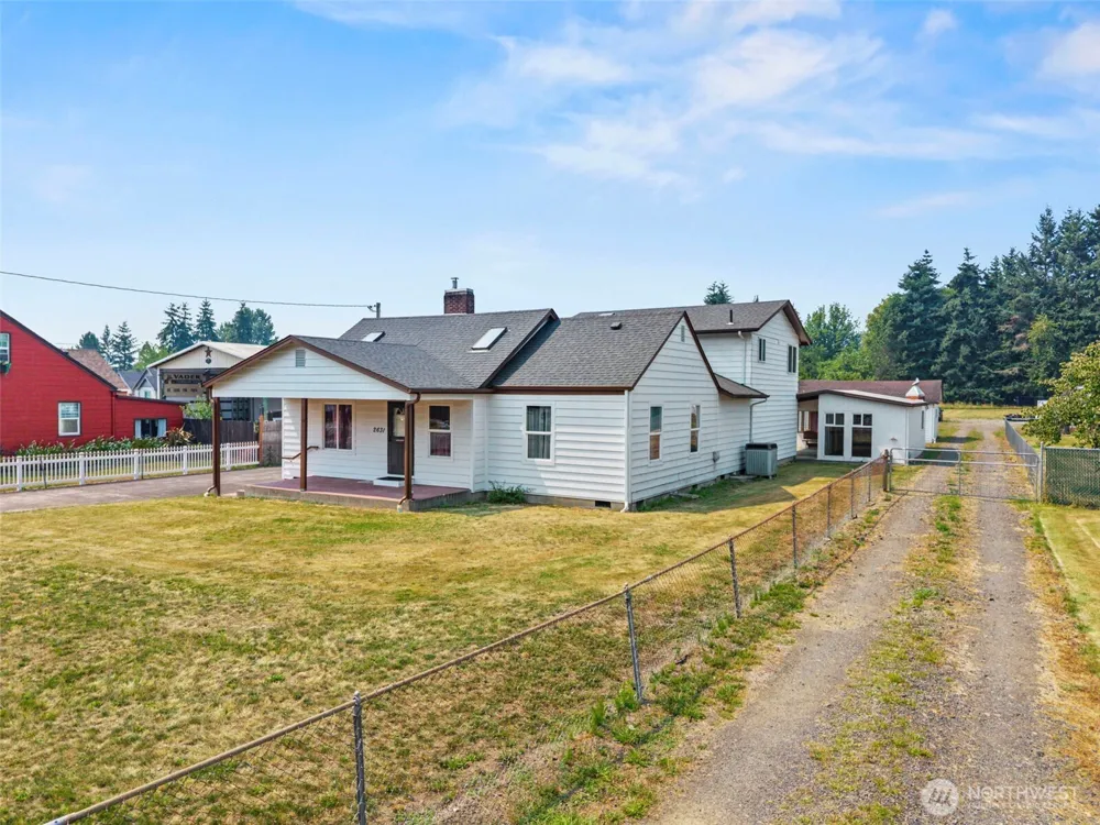 2631 48th Avenue Longview, WA 98632