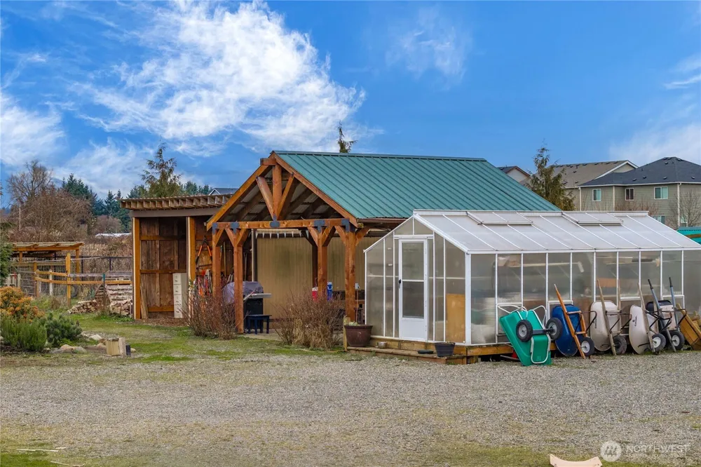 6905 60th Street E Puyallup, WA 98371