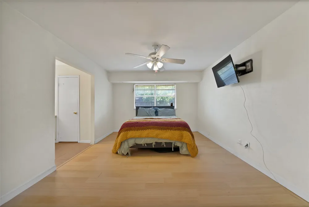 6905 Yorkston Street Watauga, TX 76148