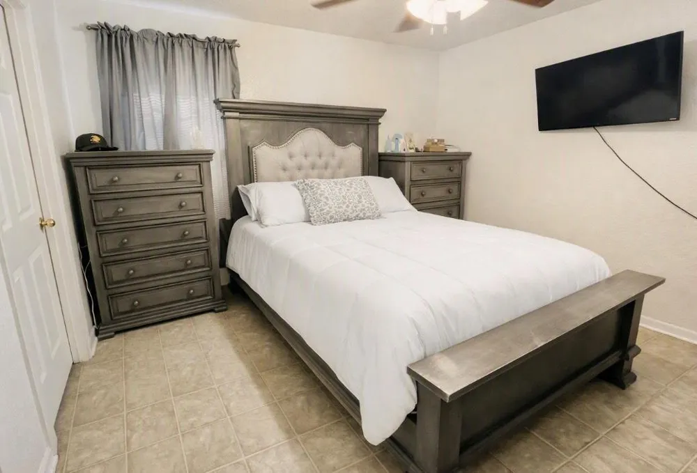 708 E 6th Street Sweeny, TX 77480