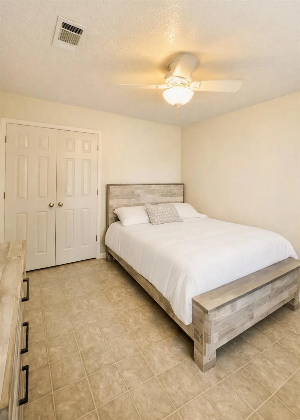 708 E 6th Street Sweeny, TX 77480