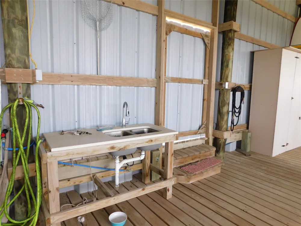 10 Port Street Port Lavaca, TX 77979