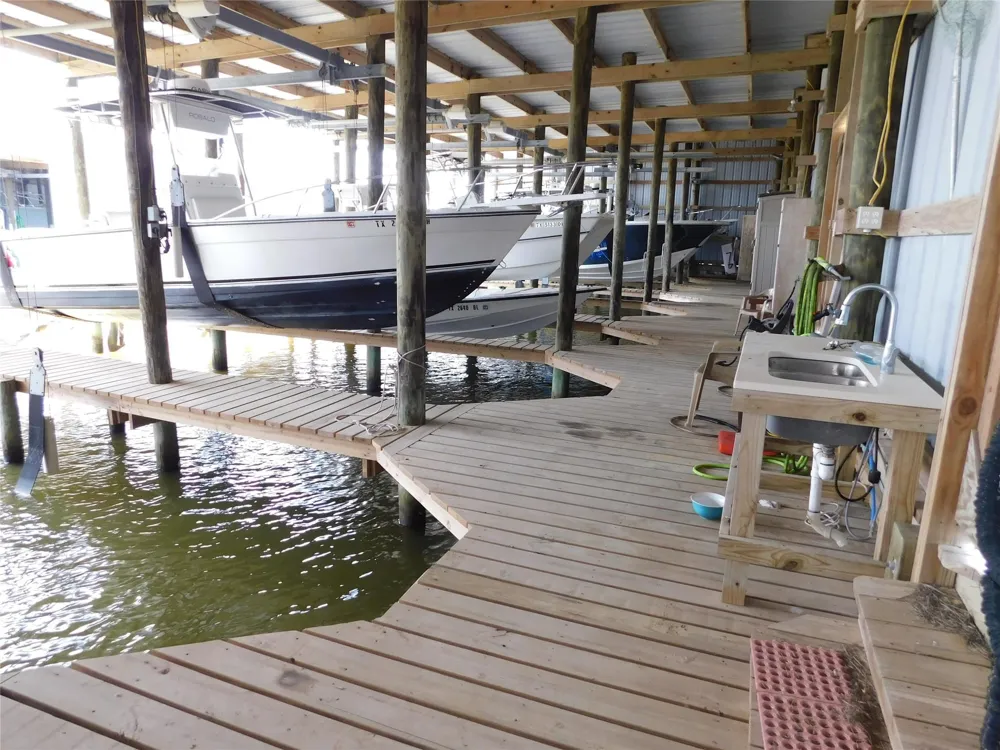 10 Port Street Port Lavaca, TX 77979