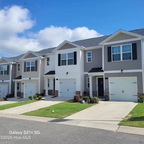 2709 Gracie Lane