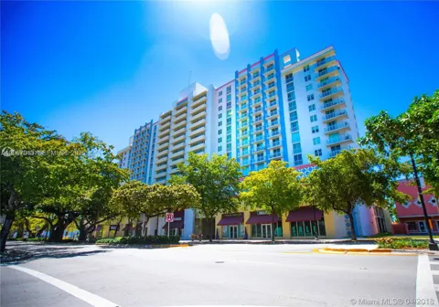 3000 Coral Way #806