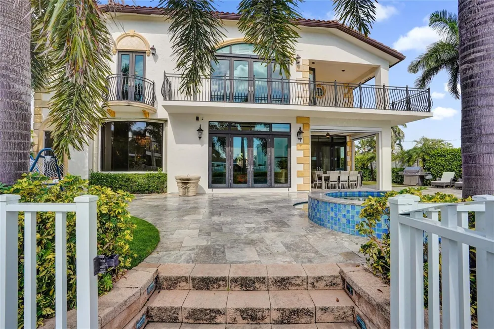 4930 NE 27th Terrace Lighthouse Point, FL 33064
