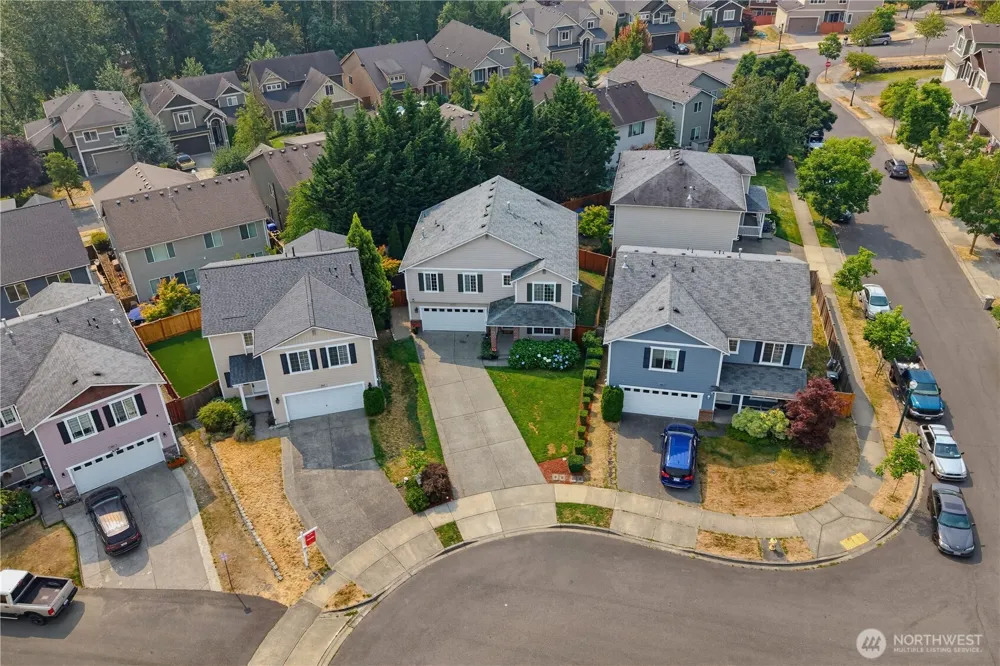 18411 SE 242nd Ct Covington, WA 98042