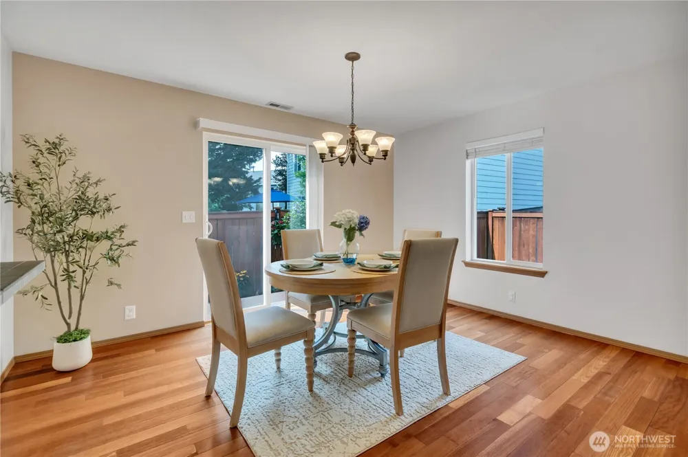 18411 SE 242nd Ct Covington, WA 98042