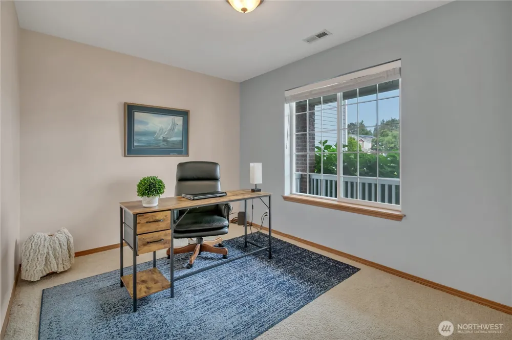 18411 SE 242nd Ct Covington, WA 98042