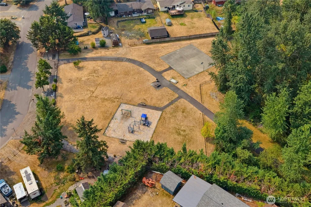 18411 SE 242nd Ct Covington, WA 98042