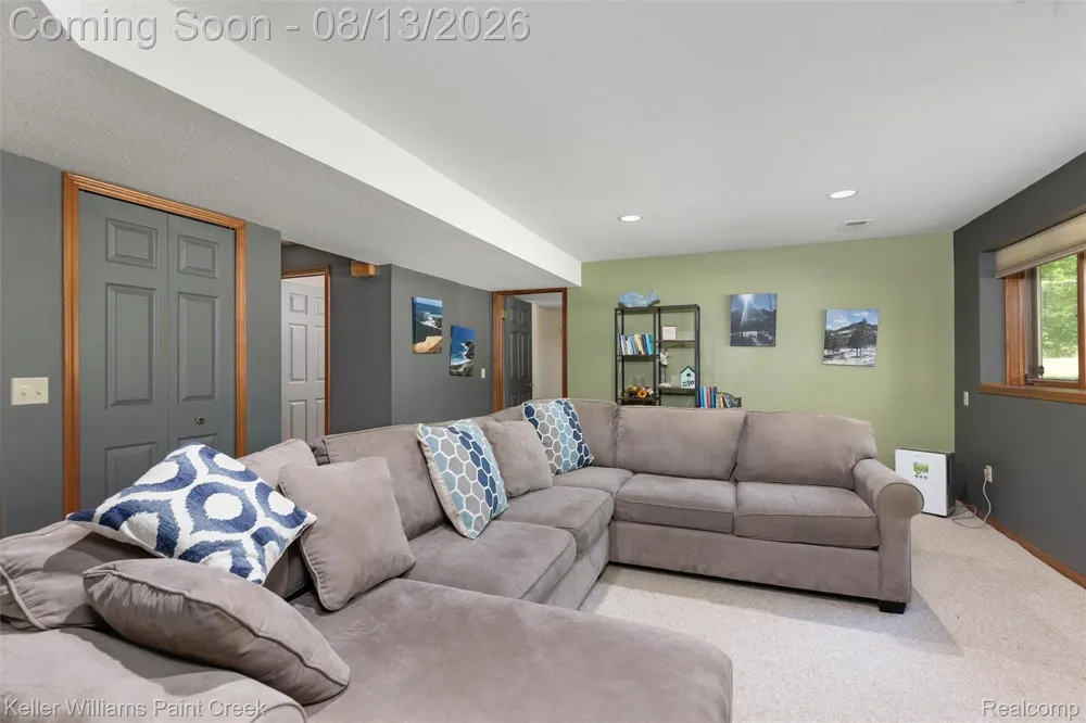 8077 Sawgrass Trail Grand Blanc Charter Township, MI 48439