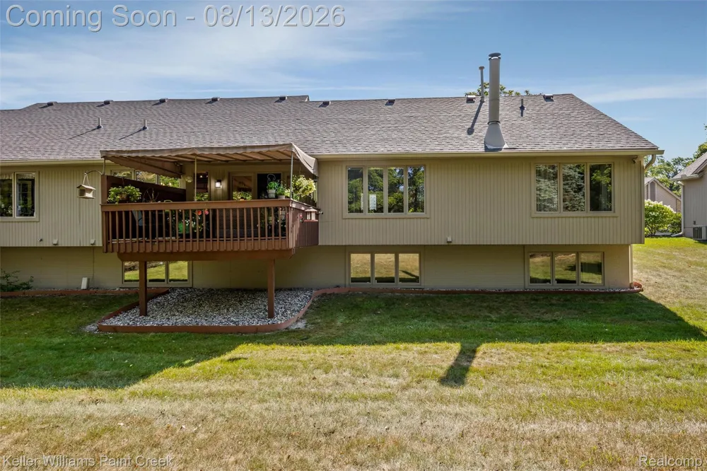 8077 Sawgrass Trail Grand Blanc Charter Township, MI 48439