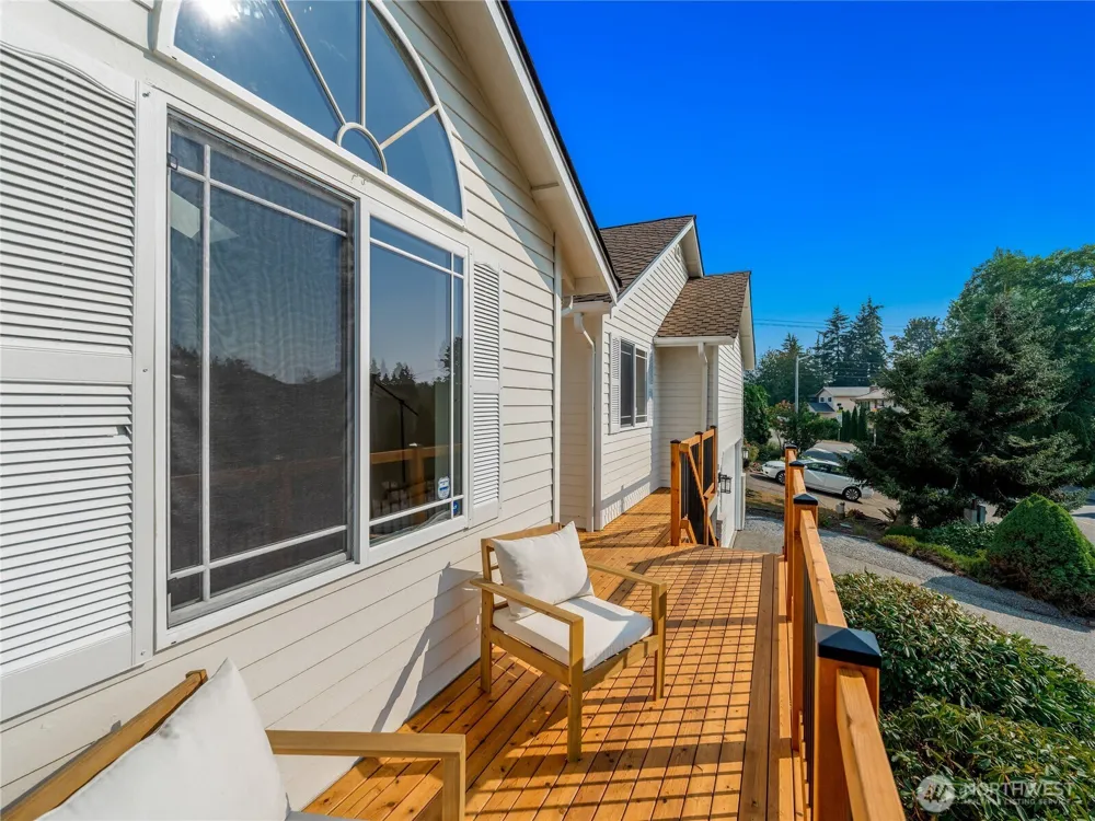 1812 Lumley Avenue Mukilteo, WA 98275