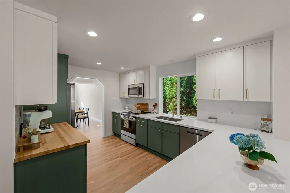 1812 Lumley Avenue Mukilteo, WA 98275