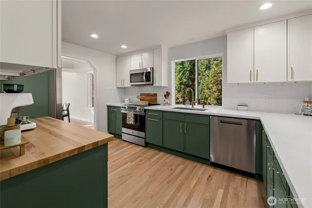 1812 Lumley Avenue Mukilteo, WA 98275