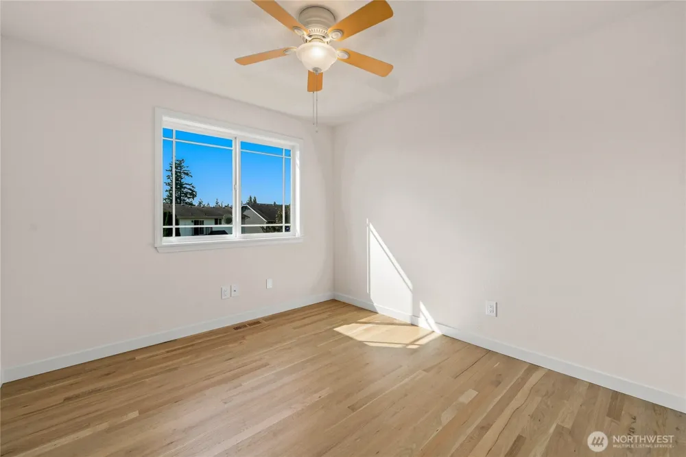 1812 Lumley Avenue Mukilteo, WA 98275