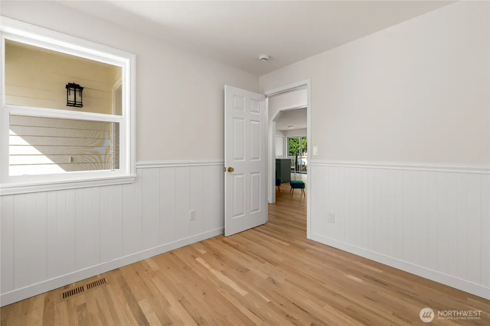 1812 Lumley Avenue Mukilteo, WA 98275