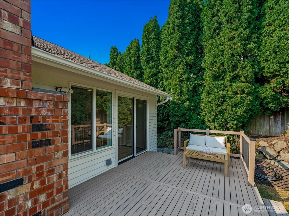 1812 Lumley Avenue Mukilteo, WA 98275