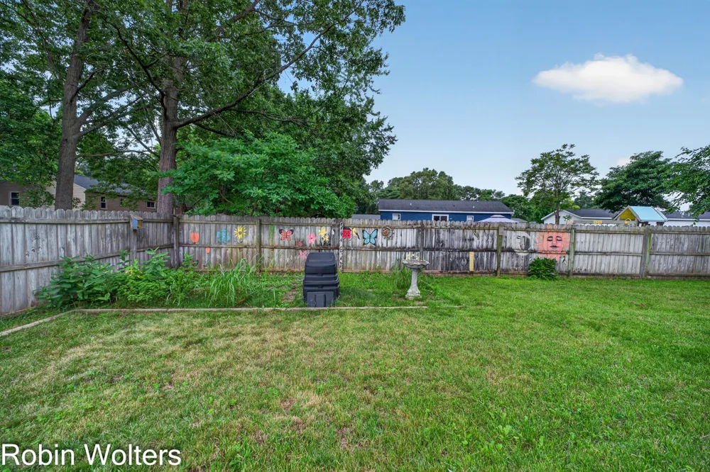 1969 Francis Avenue Muskegon Charter Township, MI 49442
